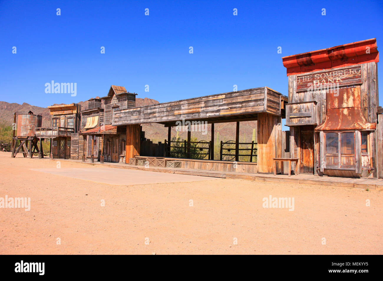 Fase 2 set cinematografico di edifici con la vecchia pellicola di Tucson Studios parco divertimenti in Arizona Foto Stock