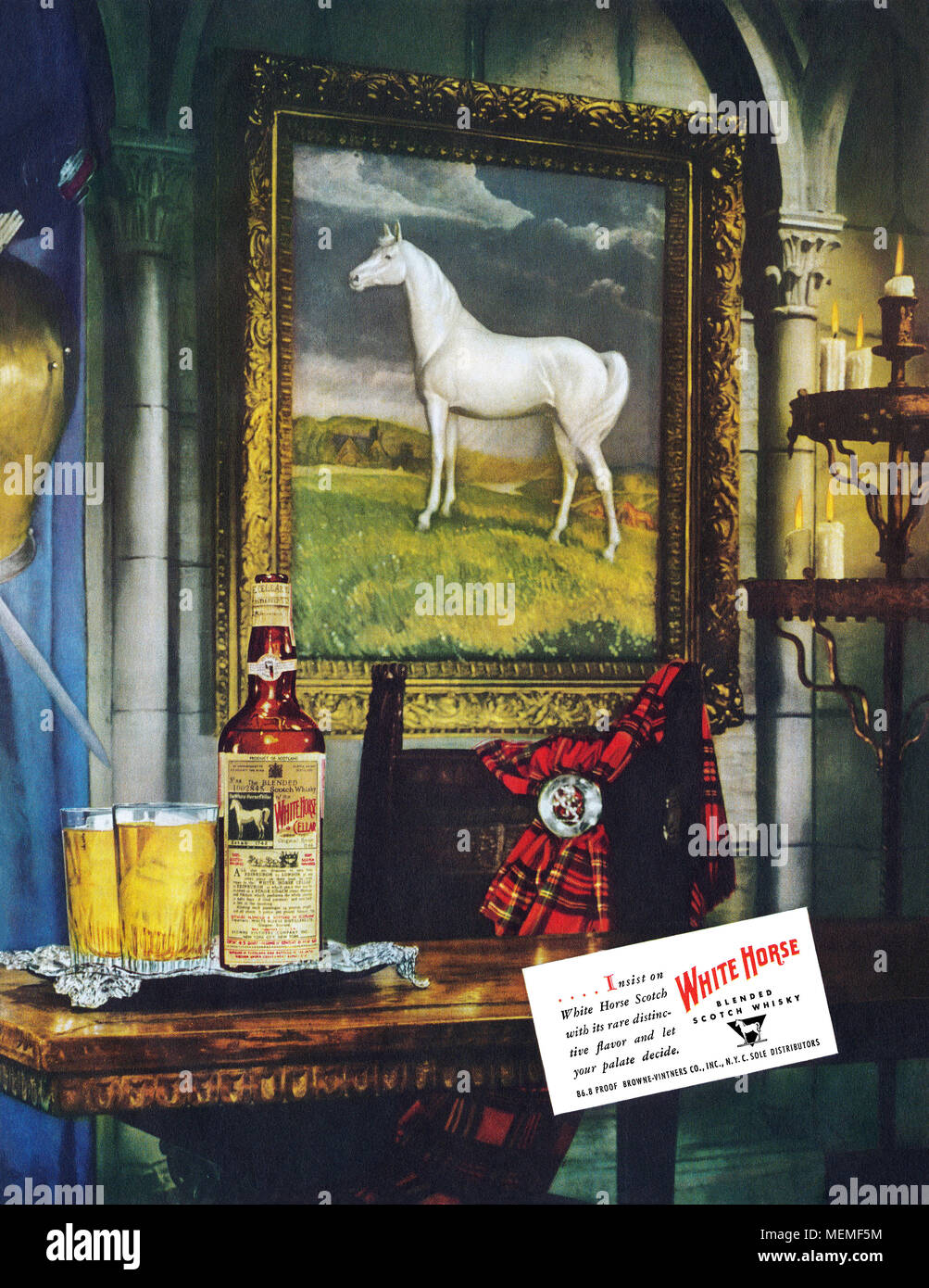 1949 pubblicità negli Stati Uniti per il Cavallo Bianco Scotch whisky blended. Foto Stock