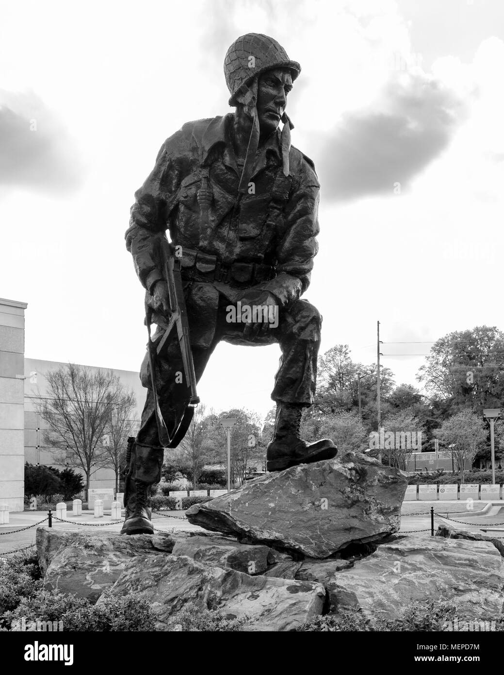 Fayetteville, NC- Janurary 12, 2012: Iron Mike statua dedicata ai soldati della seconda guerra mondiale Foto Stock