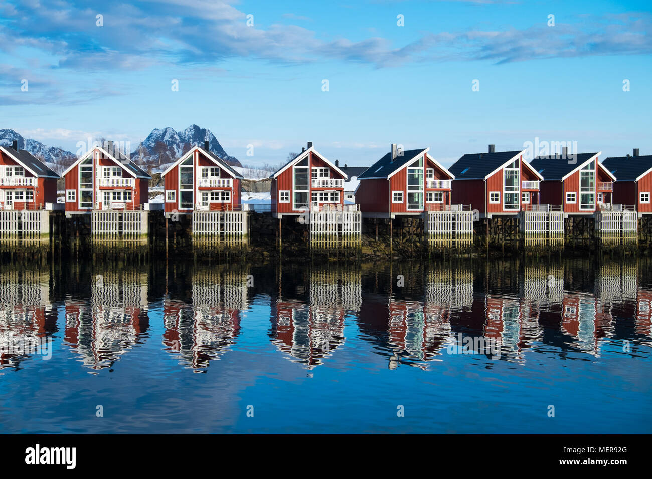 Case tradizionali a Svolvaer Norvegia Foto Stock