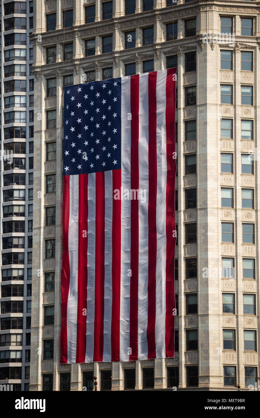 Bandiera Di Chicago 3x5 Piedi Anley EverStrong - Ricamata, 100% Poliestere, Bandiera Della Città Di Chicago IL