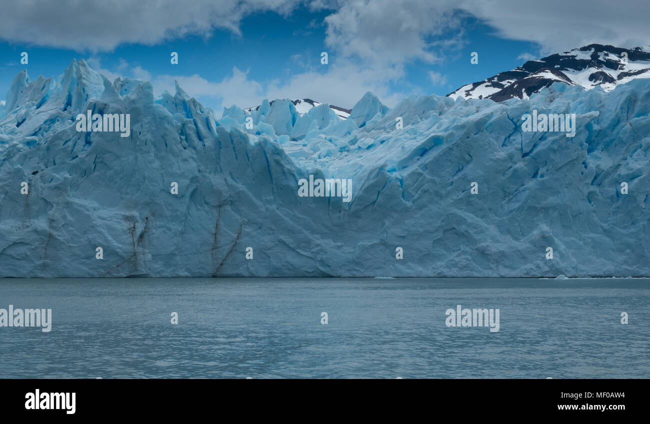 Ghiacciaio Perito Moreno, Santa Cruz provincia, Argentina, parte del mondo la seconda più grande extrapolar contiguo campo di ghiaccio Foto Stock