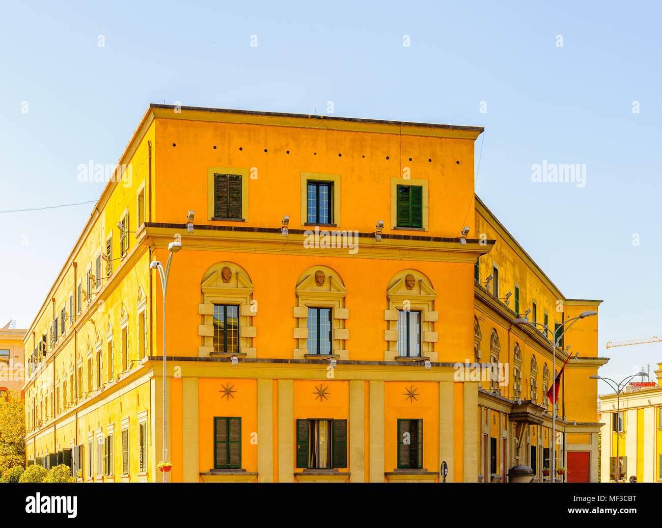 Architettura di Tirana, capitale dell'Albania Foto Stock