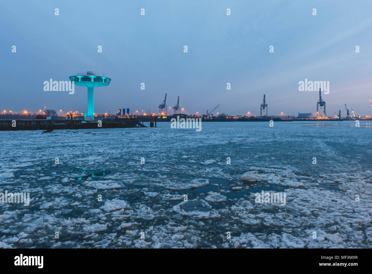 Germania, Amburgo, Hafencity, Baakenhoefts, Faro Zero, torre residenziale Foto Stock