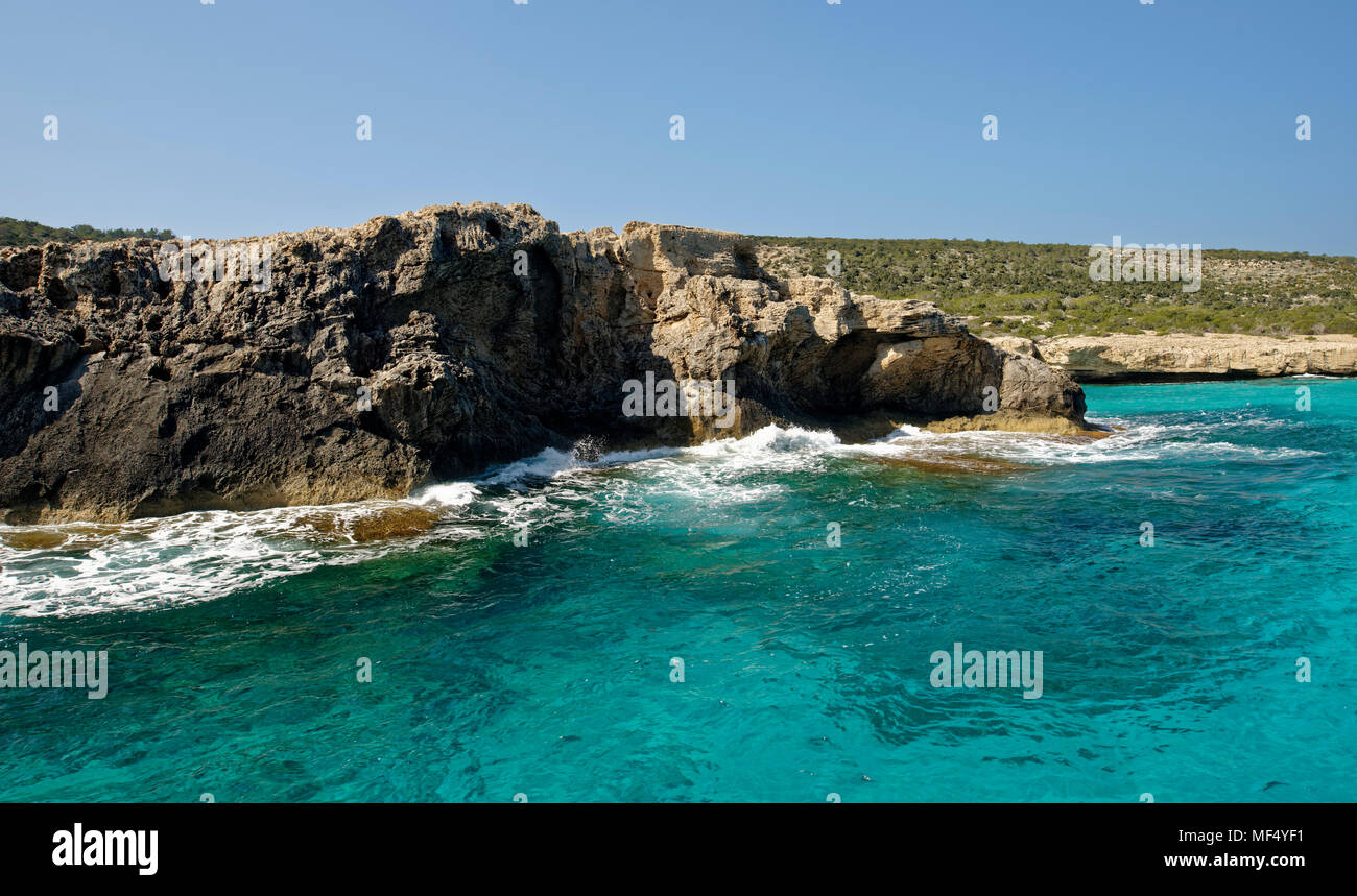 Costa di Akamas al di là di Afrodite, Bagni di Cipro Foto Stock