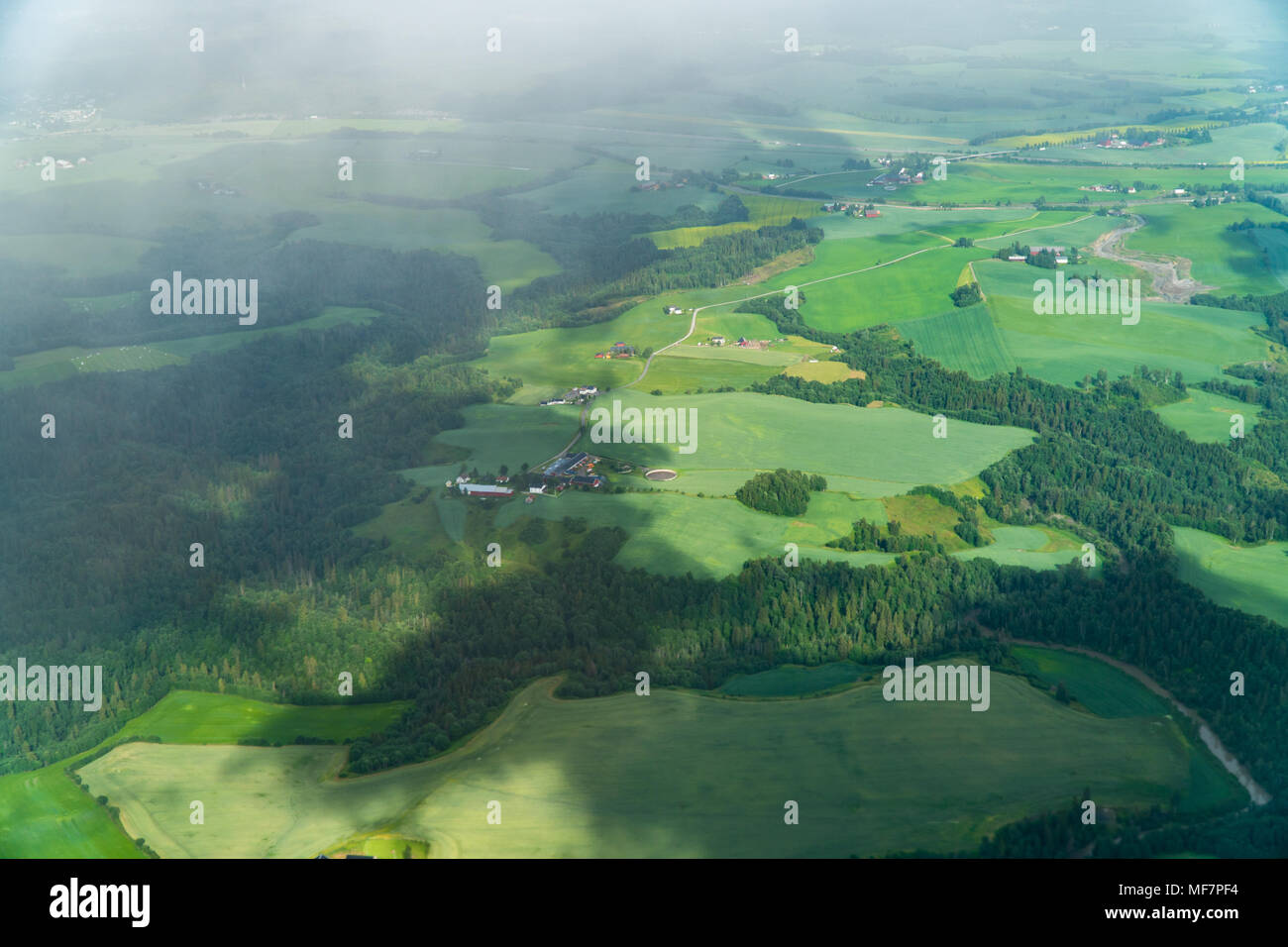 La fotografia aerea di verde bella terra , Norvegia Foto Stock