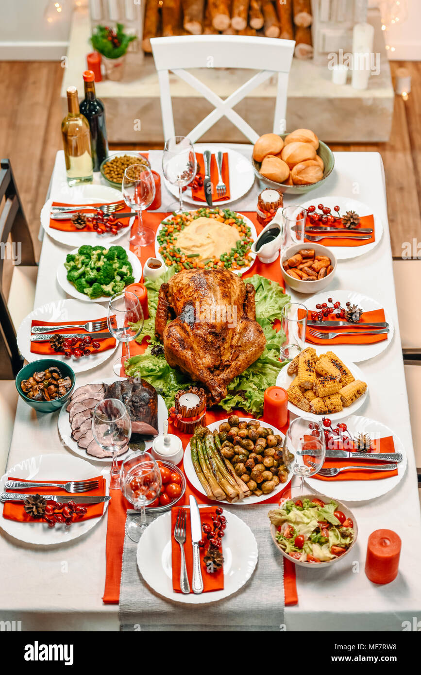 Servita tabella per la cena di natale Foto Stock