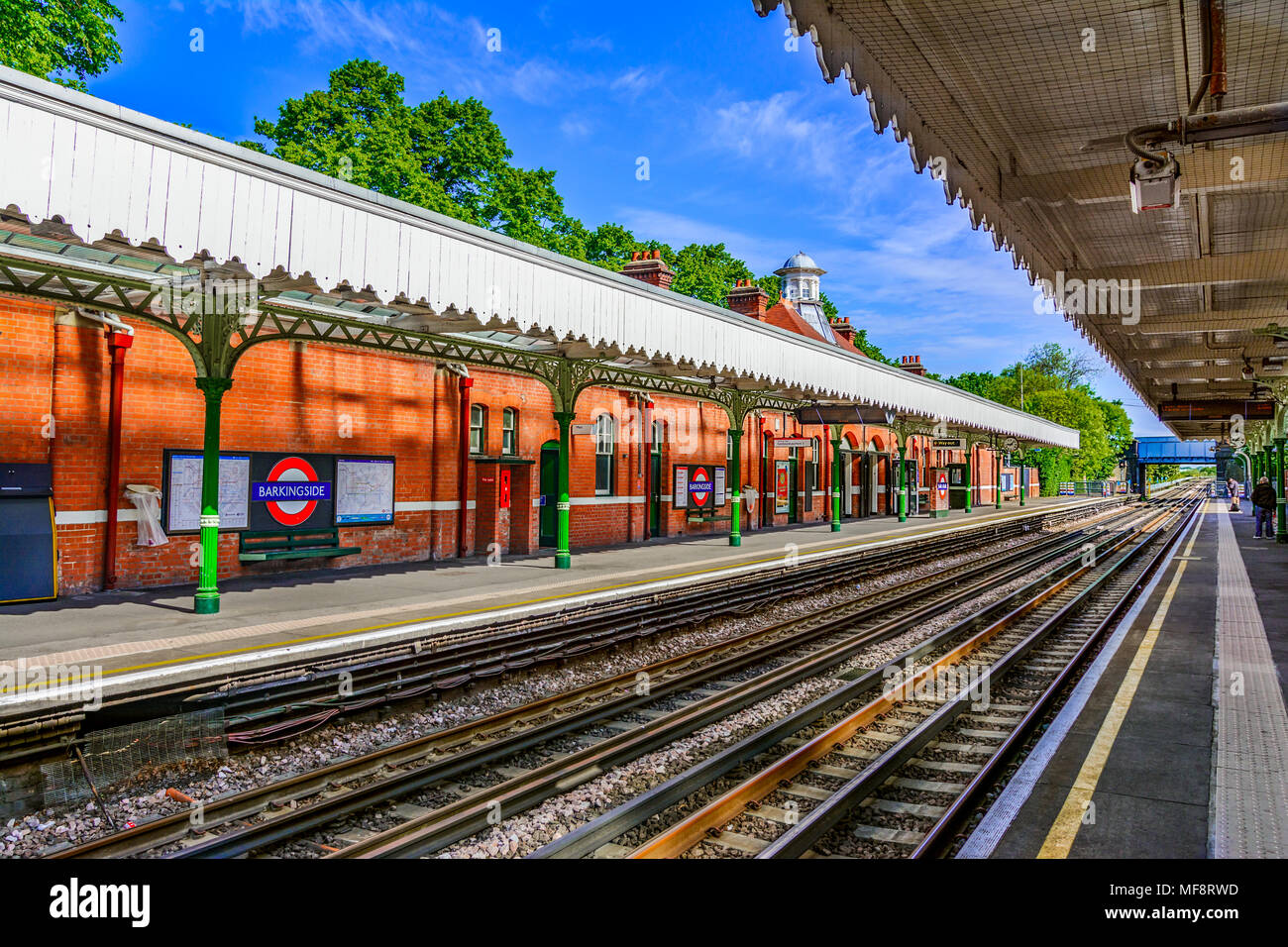 London, Regno Unito di Gran Bretagna: Colorful Londra stazione ferroviaria Foto Stock