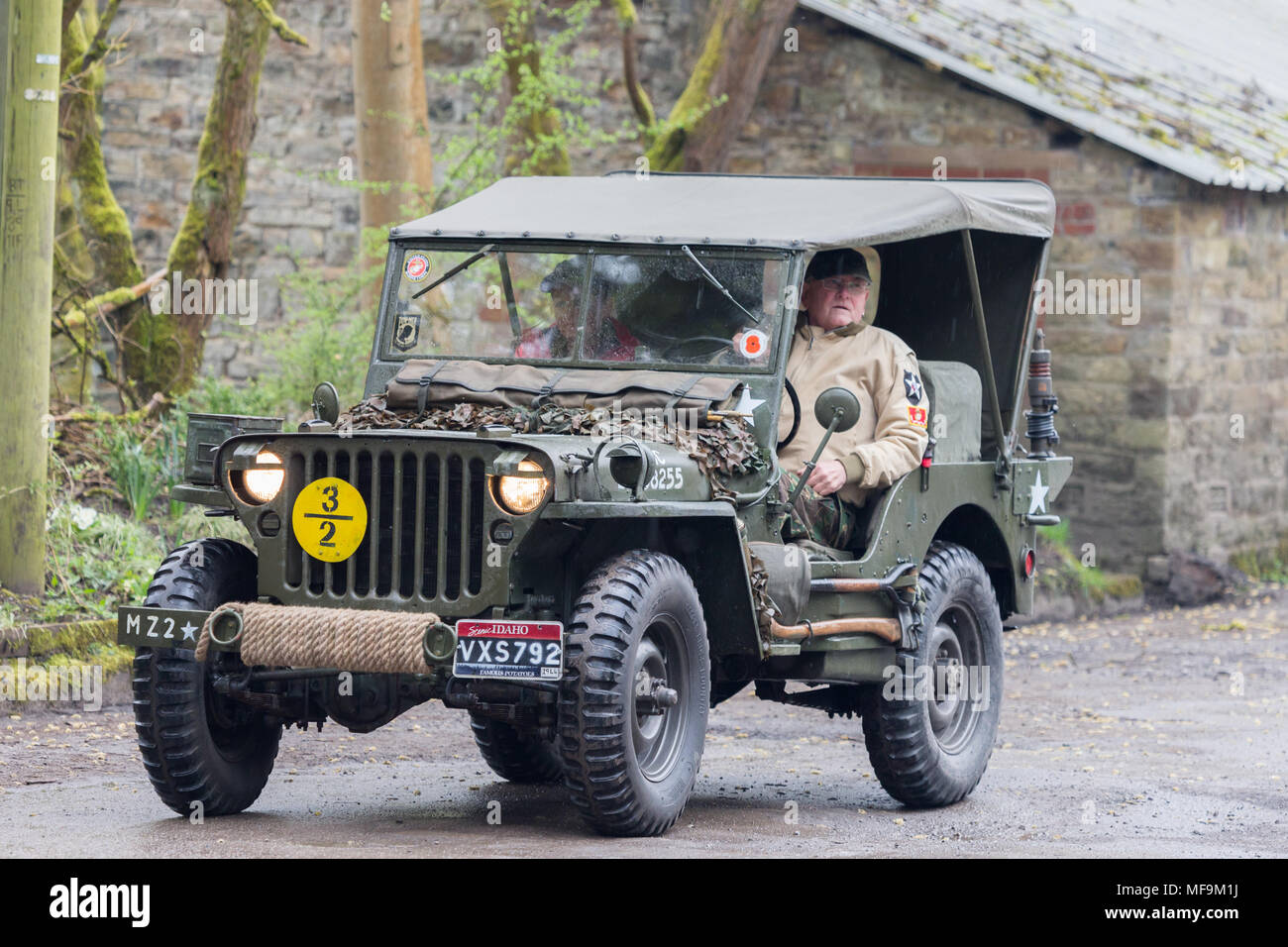 Un esercito americano Guerra Mondiale 2 Jeep Willys a !940's weekend a Healey Dell riserva naturale vicino a Rochdale Foto Stock
