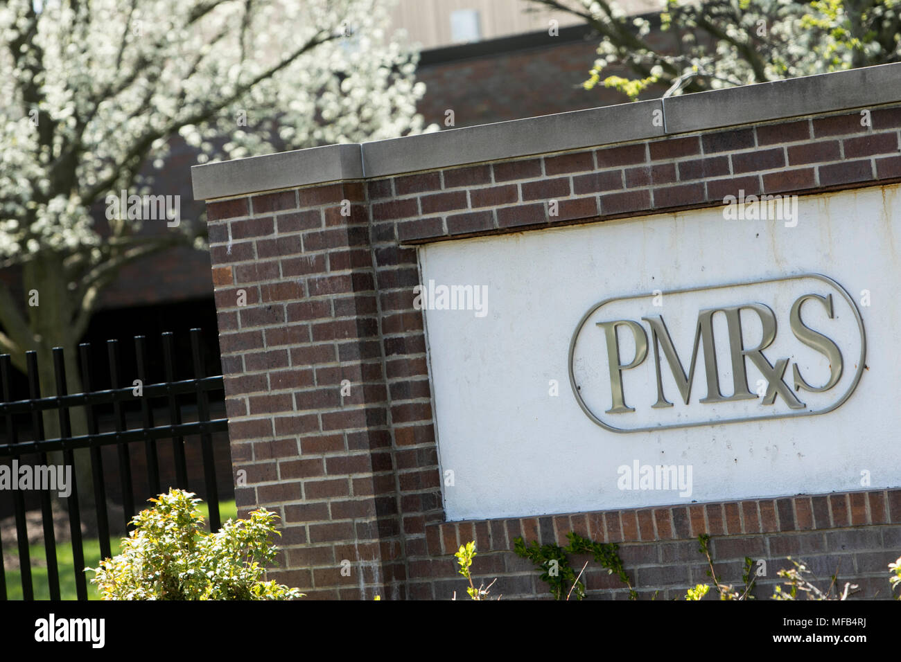 Un segno del logo al di fuori di una struttura occupata dalla fabbricazione di prodotti farmaceutici Servizi di ricerca (PMRS, Inc.), di Horsham, Pennsylvania il 22 aprile 2018. Foto Stock