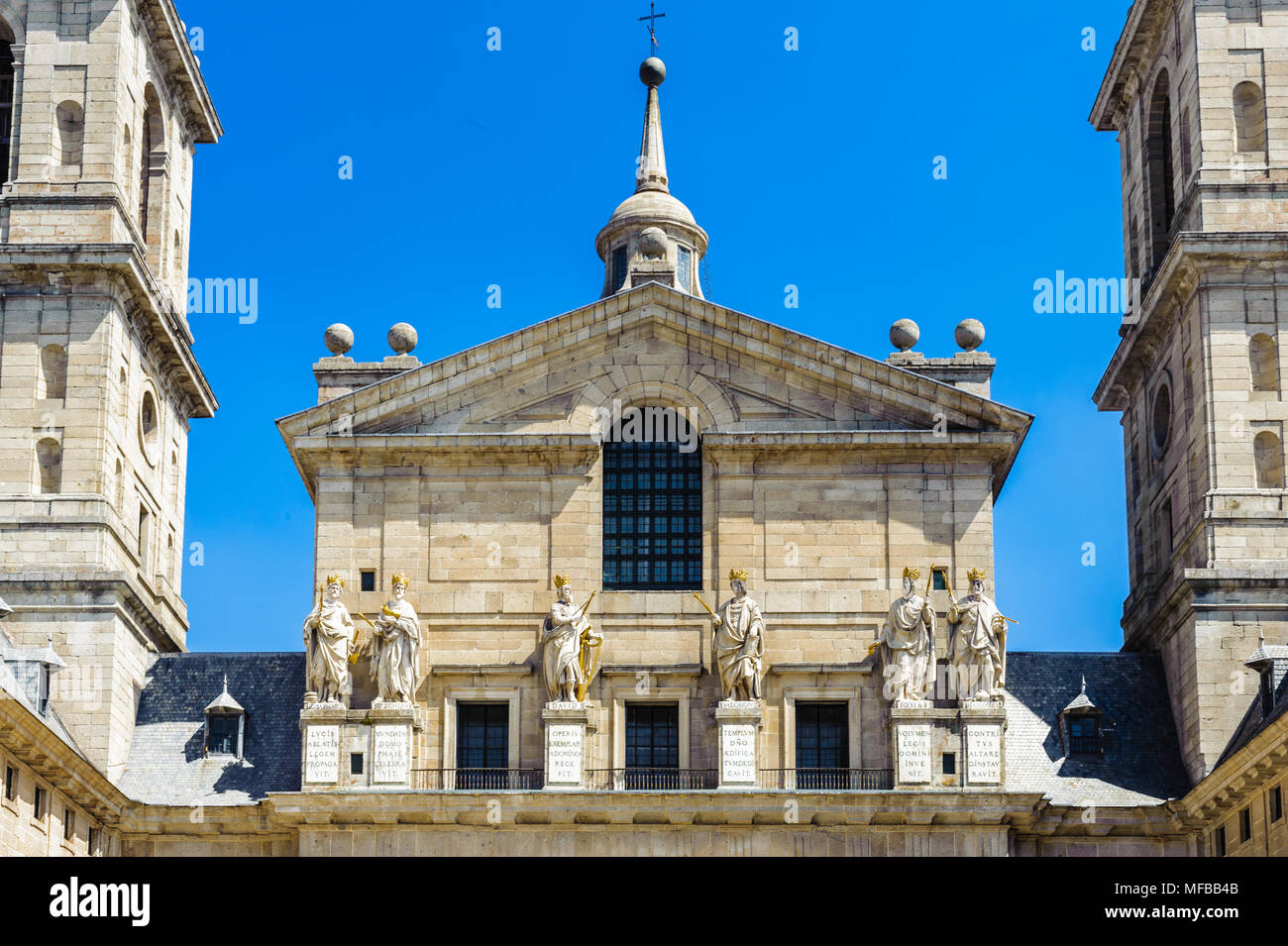 Sede Reale di San Lorenzo de El Escorial, una storica residenza del Re di Spagna, nel comune di San Lorenzo de El Escorial, a nord-ovest della c Foto Stock