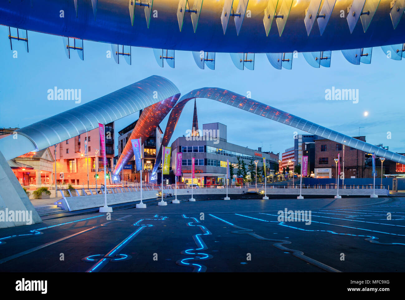 Whittle Arch Millennium Square Coventry Warwickshire West Midlands England Foto Stock