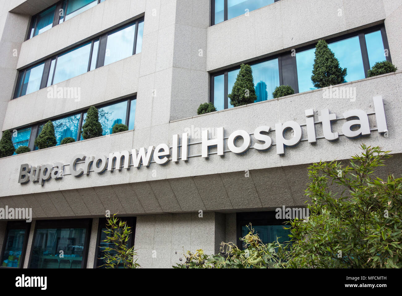 Il settore privato Bupa Cromwell Hospital, Cromwell Road, Kensington, London, SW5, Regno Unito Foto Stock