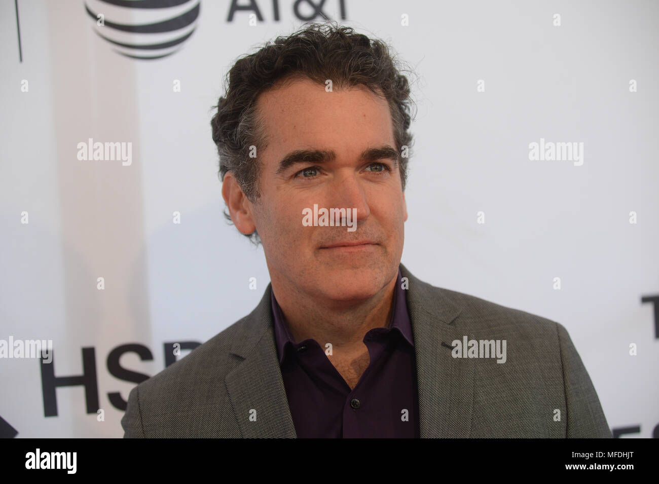 New York, Stati Uniti d'America. Il 24 aprile 2018. Brian d'Arcy James assiste lo screening di 'Tutti questi piccoli momenti' durante il 2018 Tribeca Film Festival al teatro SVA on April 24, 2018 in New York City. Credito: Erik Pendzich/Alamy Live News Foto Stock
