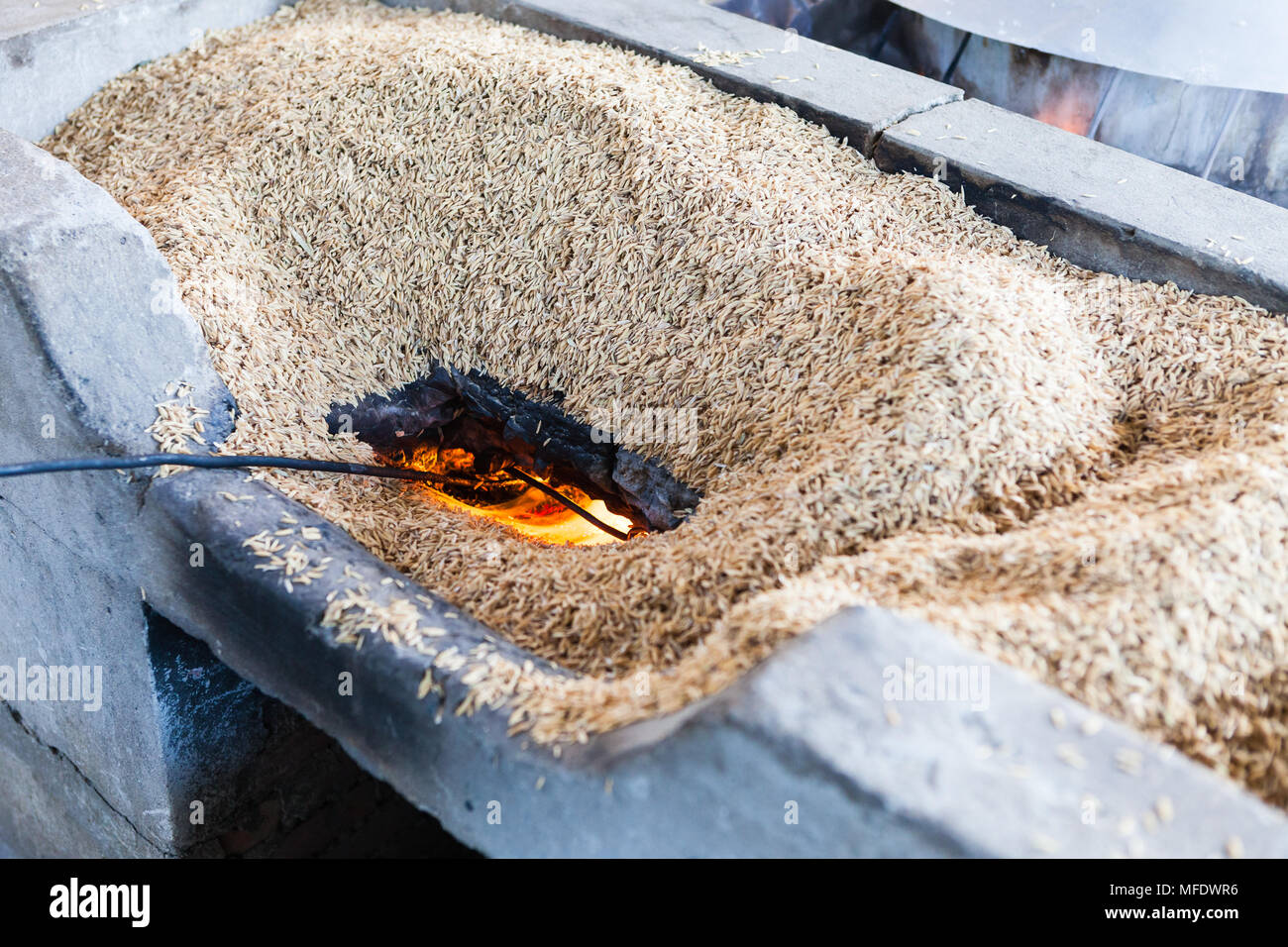 Kit Fai Da Te Per Carta Fatta A Mano - Include Stampo Legno, Polpa E Accessori Per Creare Carta Artigianale - Foto 4
