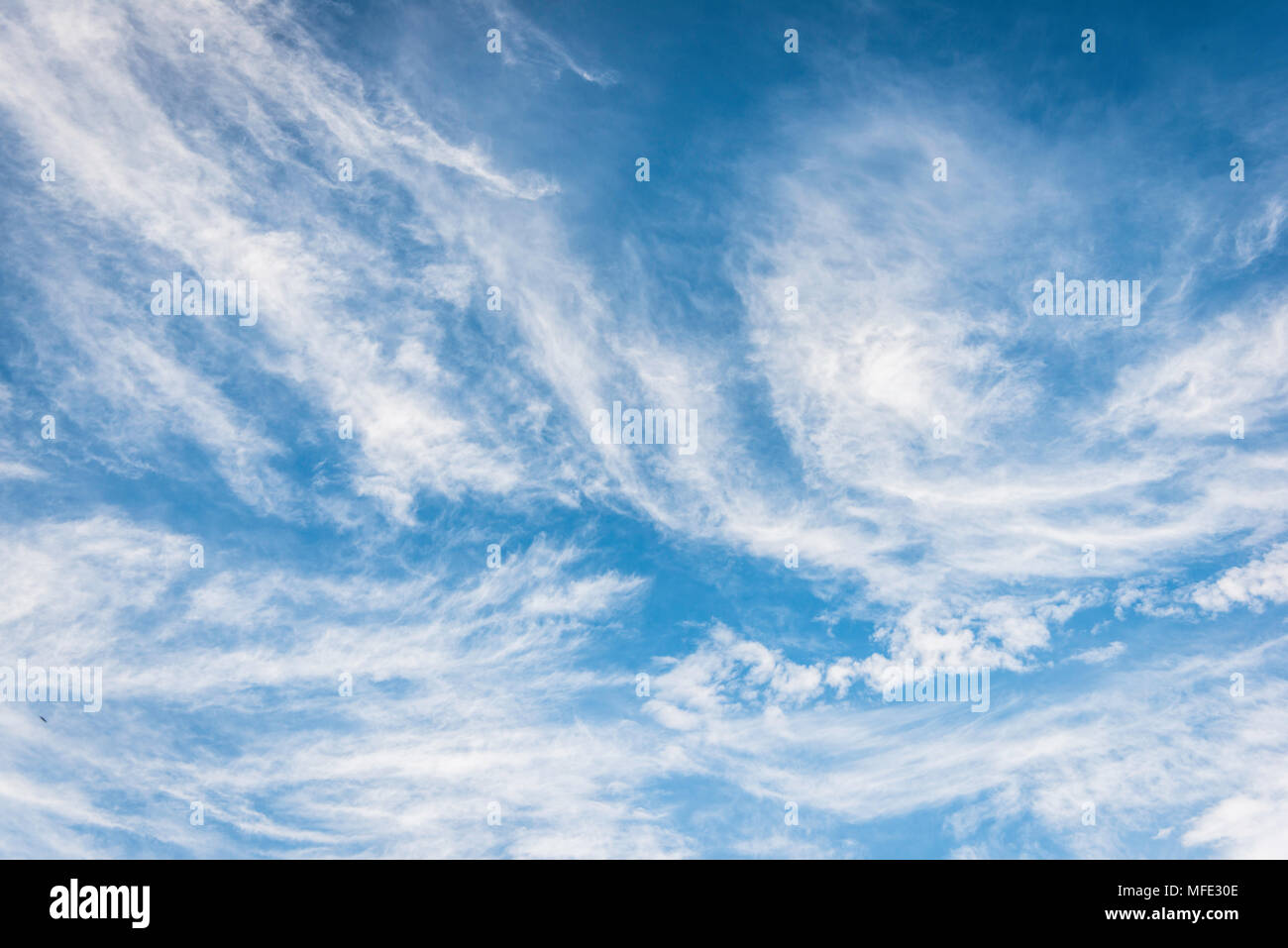 Il cielo blu con nuvole, cirrus nuvole, fair weather Nuvole, buone condizioni meteorologiche Foto Stock