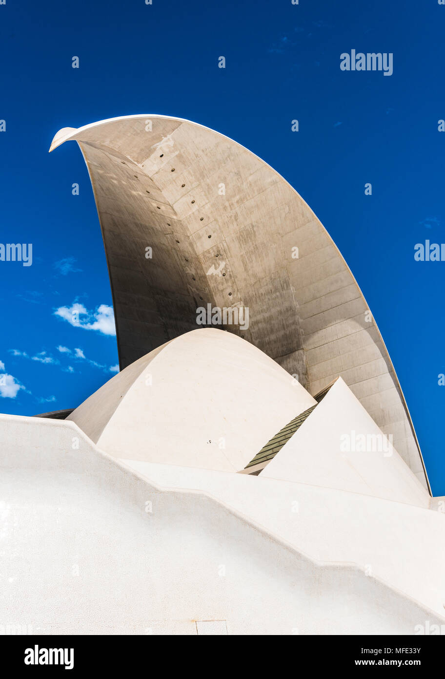 Auditorio de Tenerife Adán Martín, avant-garde sala congressi, concert hall, sala concerti, opera, Santiago Calatrava Foto Stock