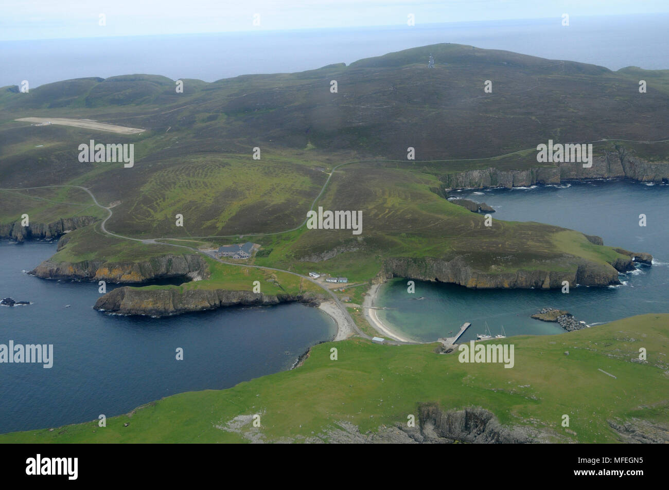 Fair Isle da aria prelevata da un elicottero Foto Stock