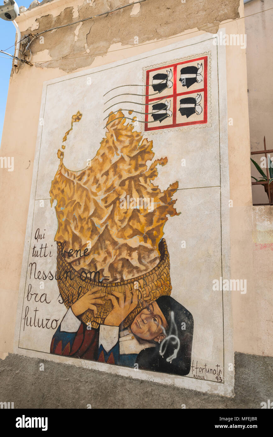 Famosi dipinti murali in Orgosolo in Sardegna Foto Stock