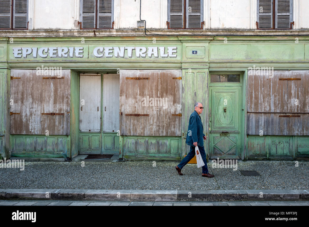Abbandonato il mercato alimentare in Imperia in Poitou-Charente, Francia Foto Stock