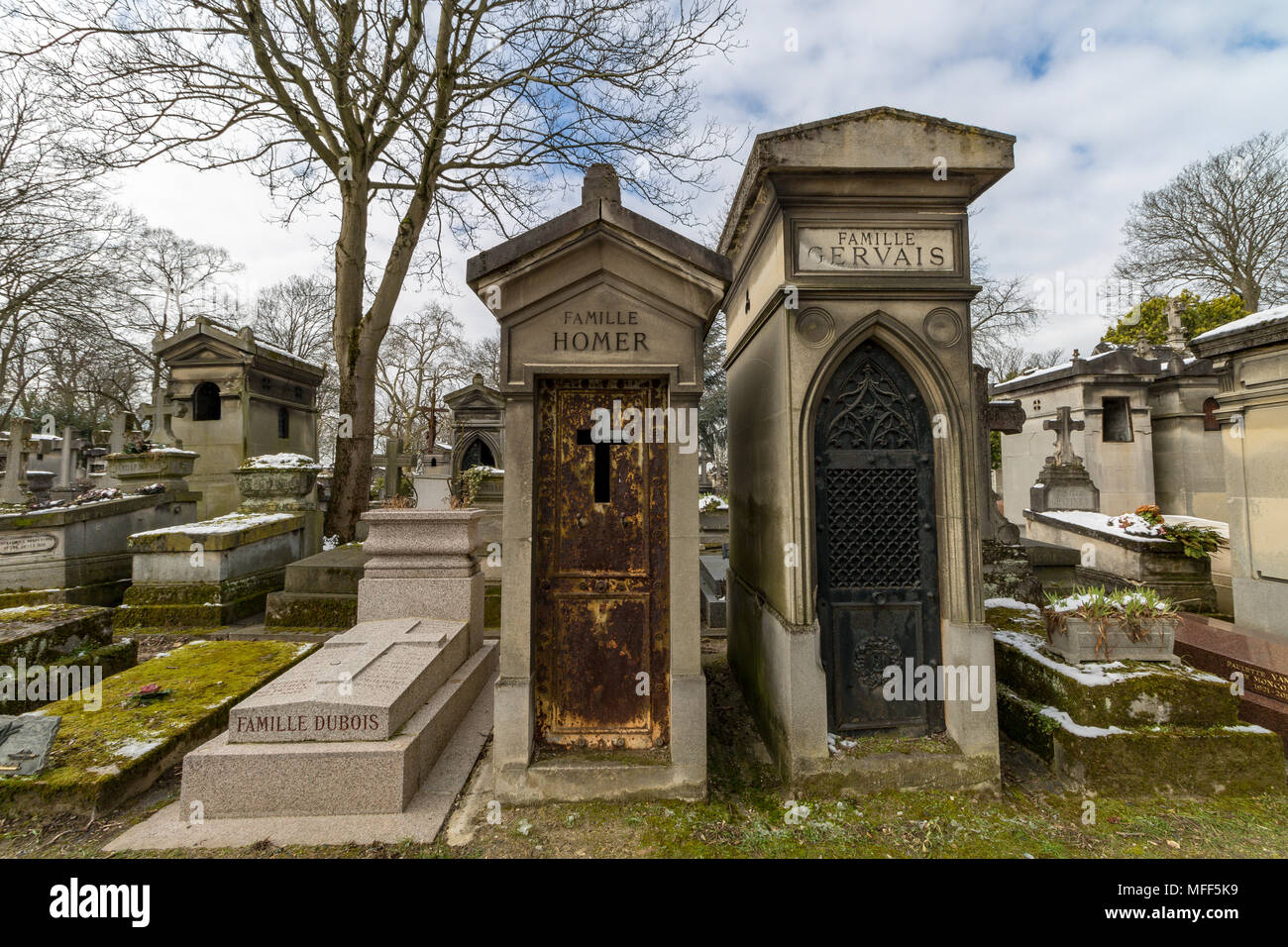 Cimitero di Père Lachaise, il più grande cimitero di Parigi, situato nel 20th ° arrondissement , la necropoli più visitata del mondo. Parigi, Francia Foto Stock