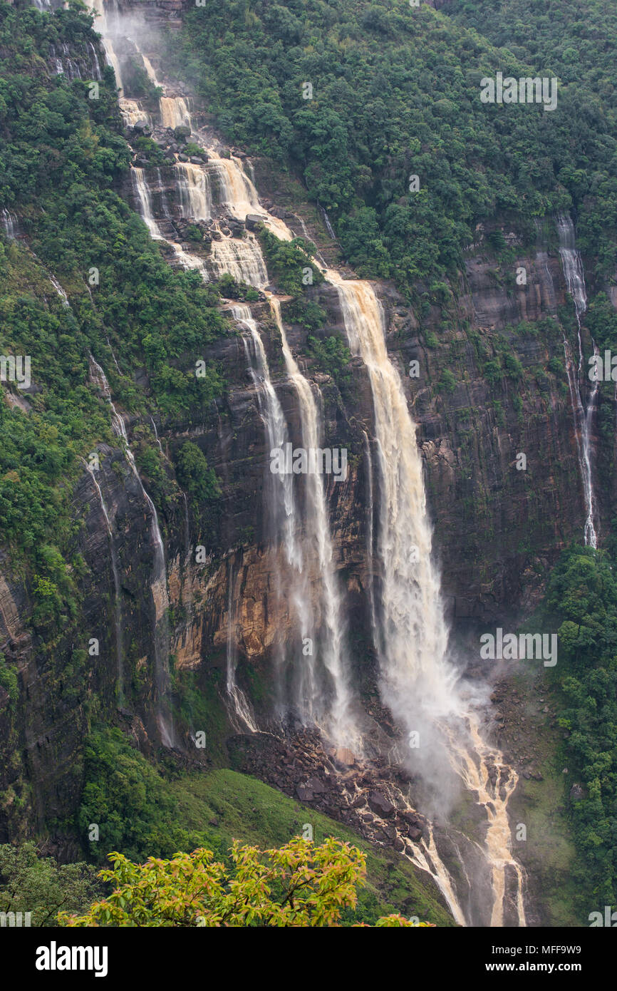 Sette sorelle cascate vicino alla città di Cherrapunjee in Meghalaya, India nord orientale. Foto Stock