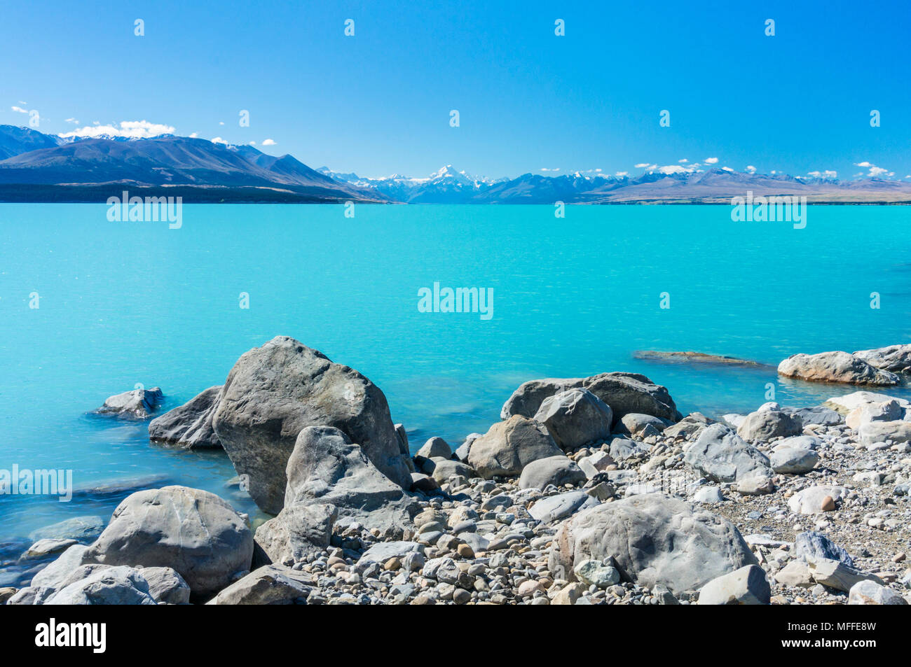 Nuova Zelanda Isola del Sud della Nuova Zelanda vista di Mount Cook dalla riva del Lago Pukaki parco nazionale di Mount Cook'Isola Sud della Nuova Zelanda Southland Foto Stock