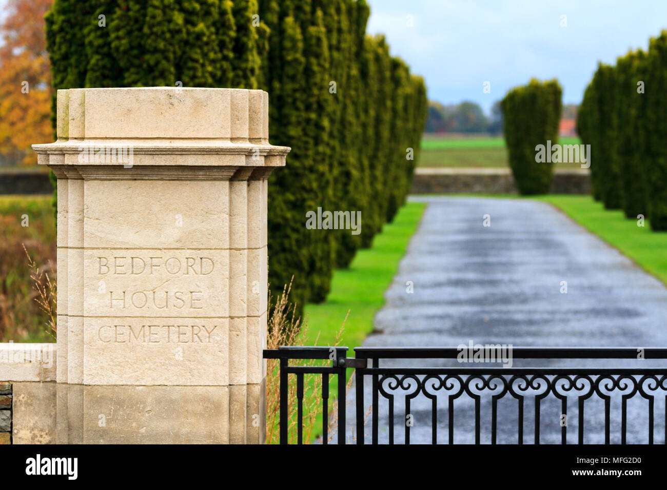 Ingresso al Bedford House cimitero - Commissione delle tombe di guerra del Commonwealth (CWGC) Foto Stock