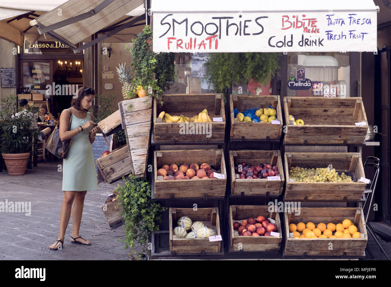 Frutta organica a un open street market,Firenze Foto Stock