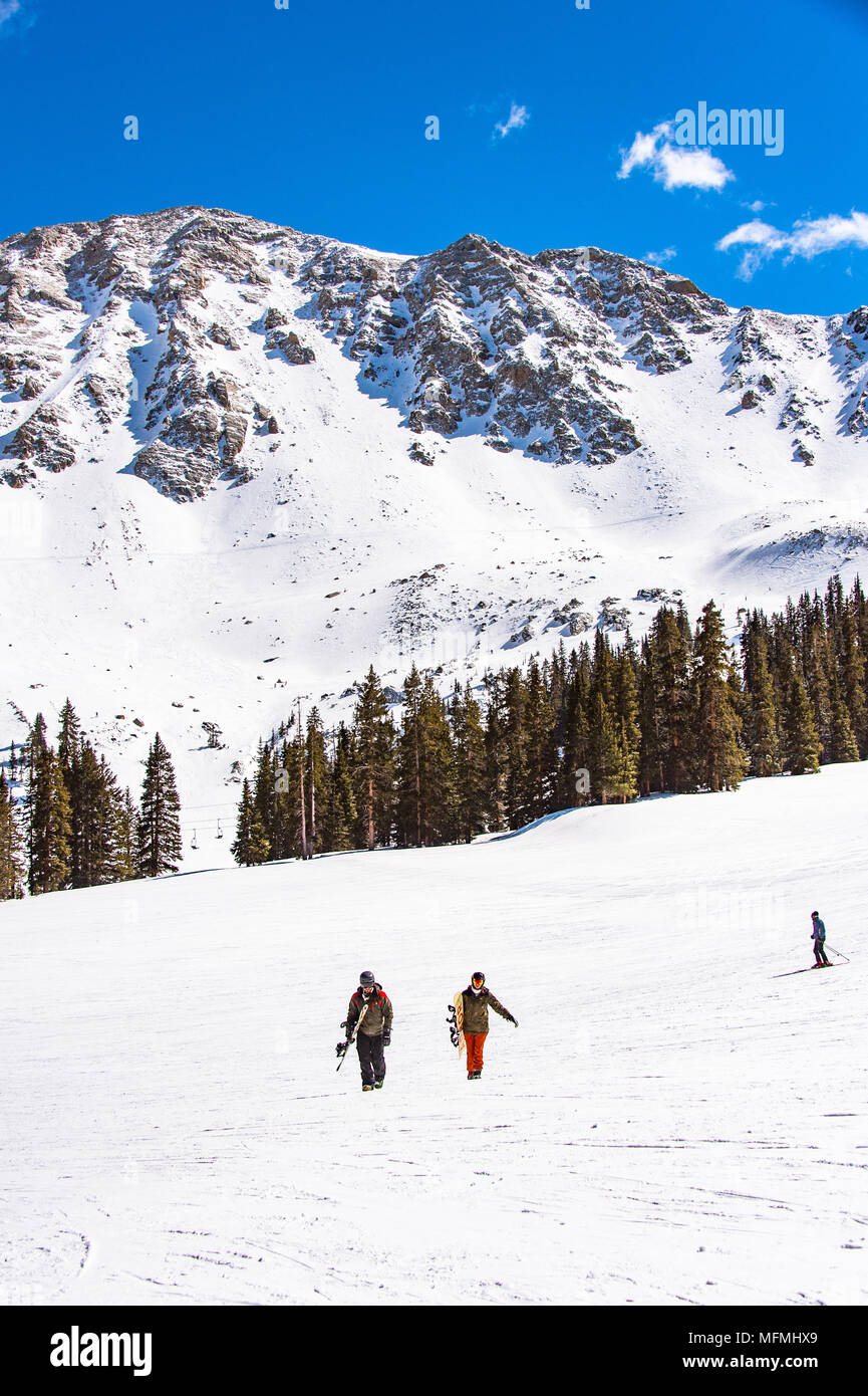 Arapahoe Basin coperto di neve in Colorado, Stati Uniti Foto Stock