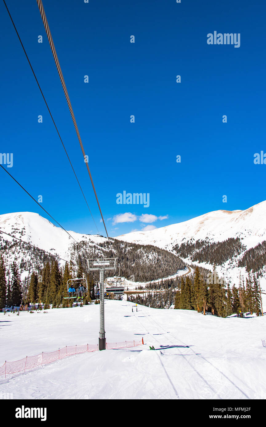 Arapahoe Basin coperto di neve in Colorado, Stati Uniti Foto Stock