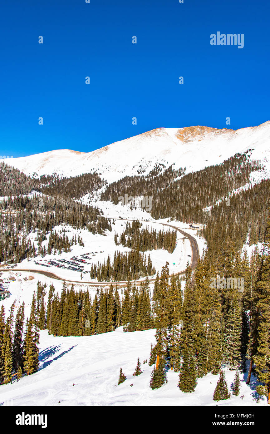 Arapahoe Basin coperto di neve in Colorado, Stati Uniti Foto Stock