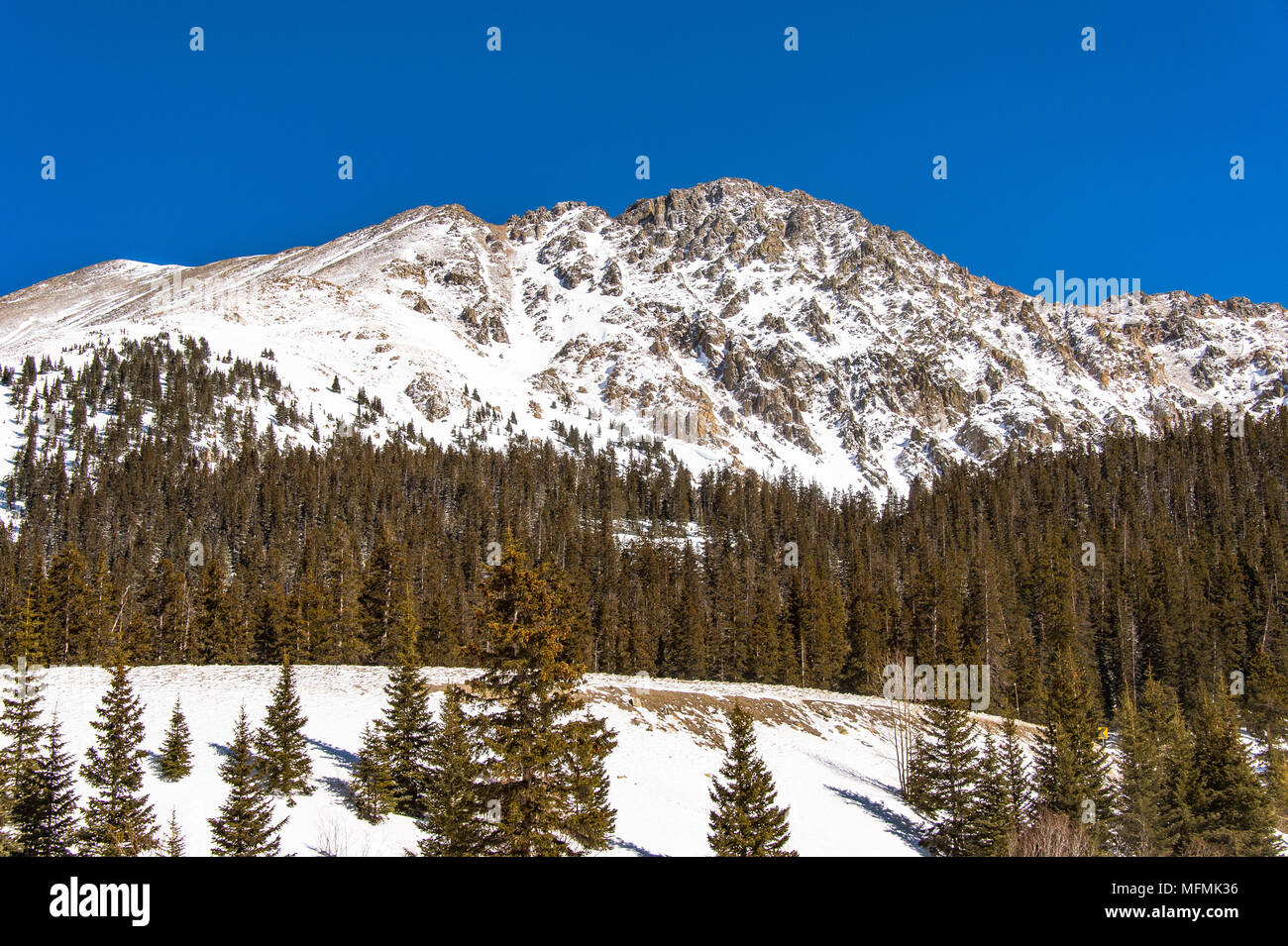 Arapahoe Basin coperto di neve in Colorado, Stati Uniti Foto Stock