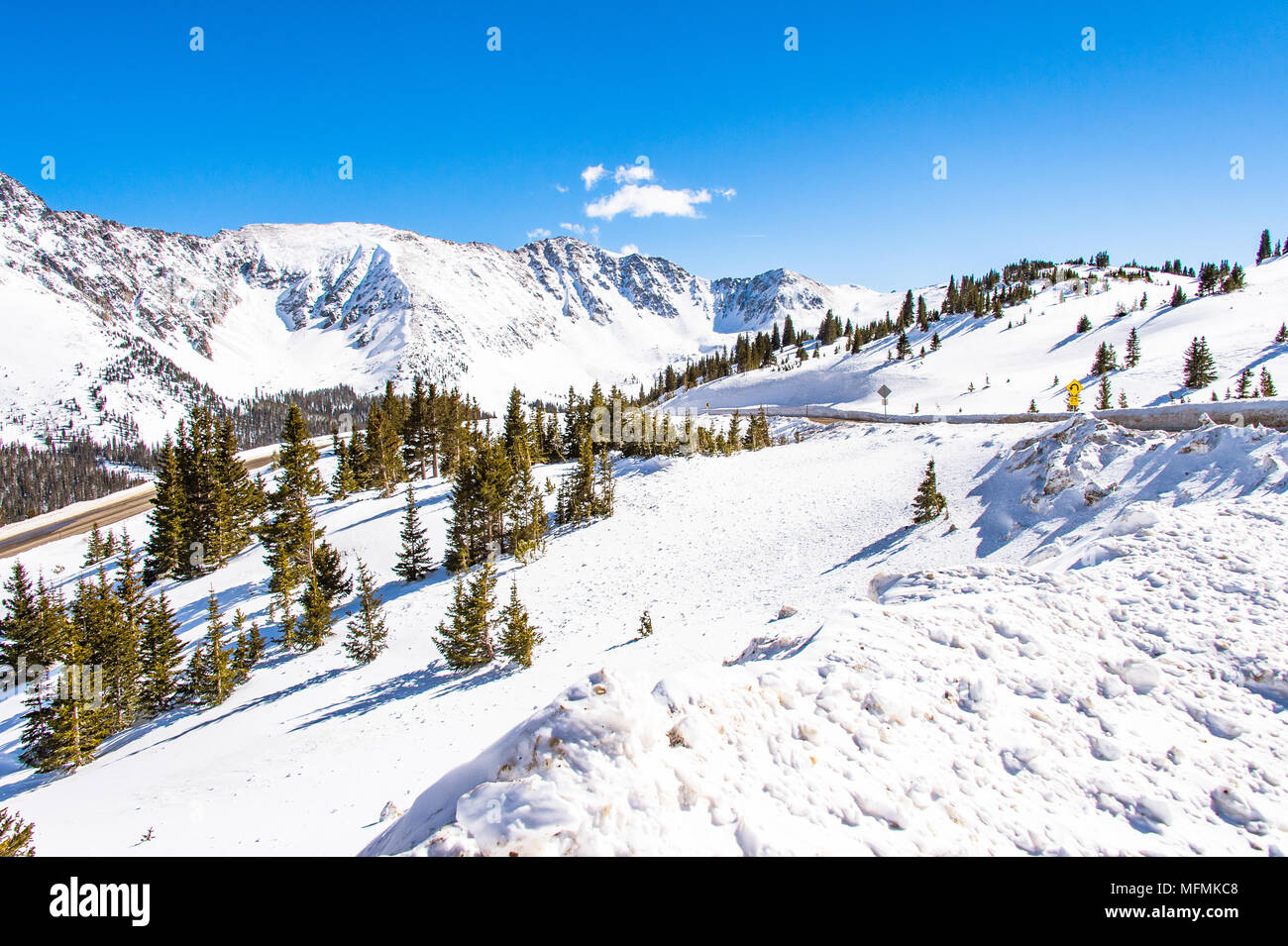 Arapahoe Basin coperto di neve in Colorado, Stati Uniti Foto Stock