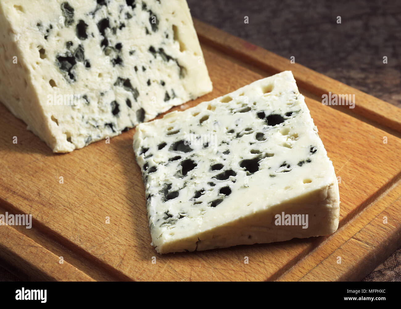 Francese chiamato formaggio Roquefort, formaggio di latte di pecora Foto Stock