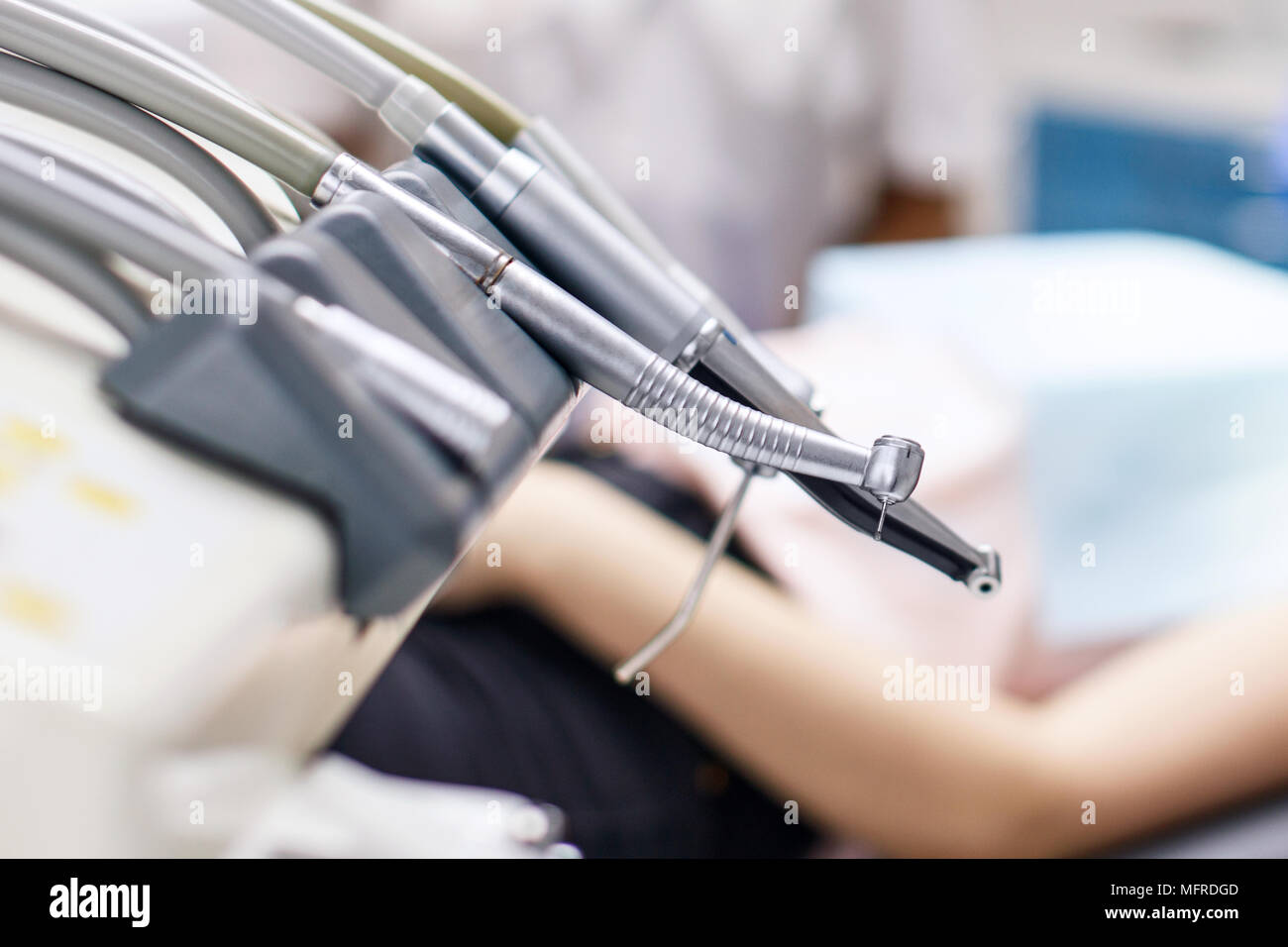 Strumento stomatologico in clinica dentisti di close-up. Foto Stock