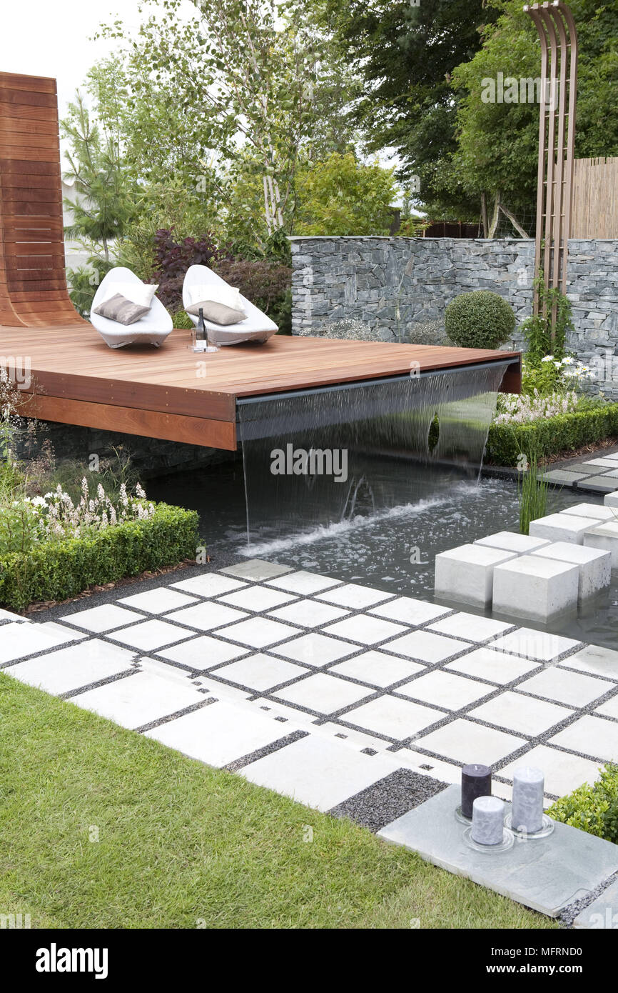 Giardino moderno al Tatton Park Flower Show Foto Stock