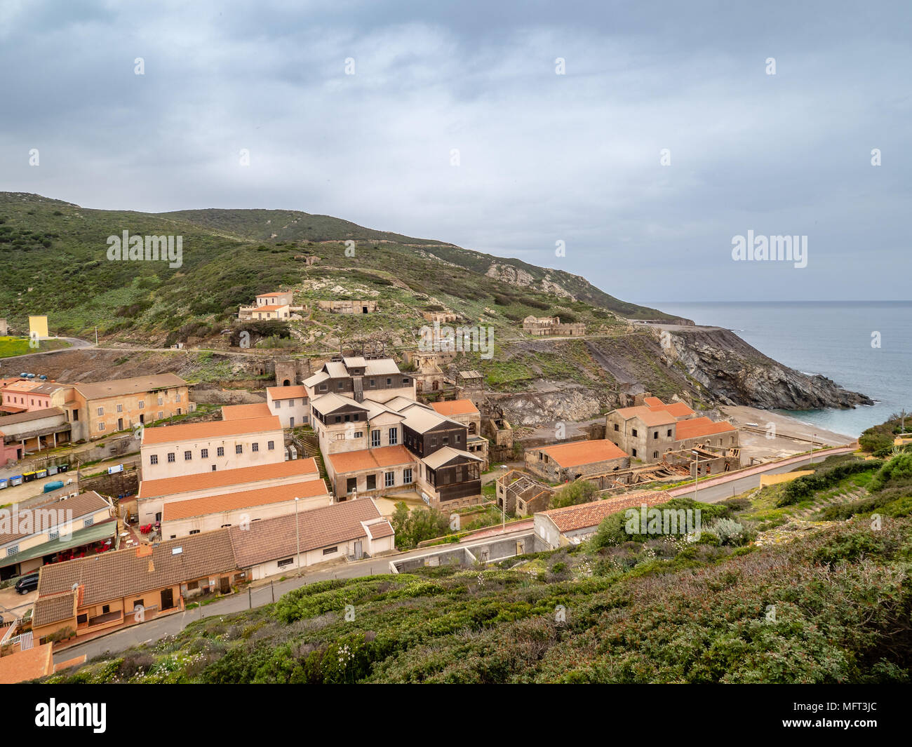 L'ex città mineraria di Argentiera, l'isola di Sardegna, Italia Foto Stock