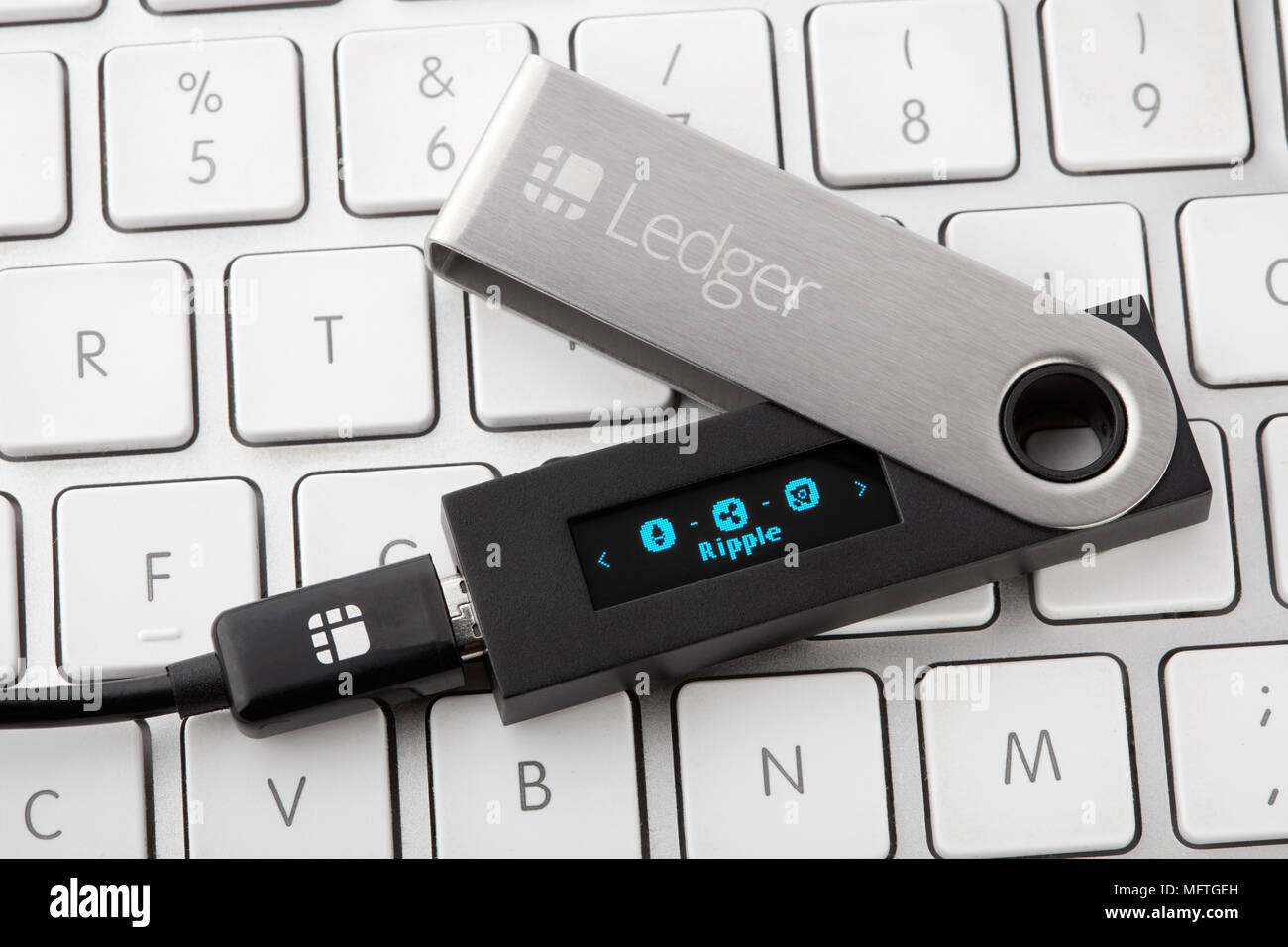 Ledger portafoglio hardware per cryptocurrency Ripple con selezione delle monete a Milano Foto Stock