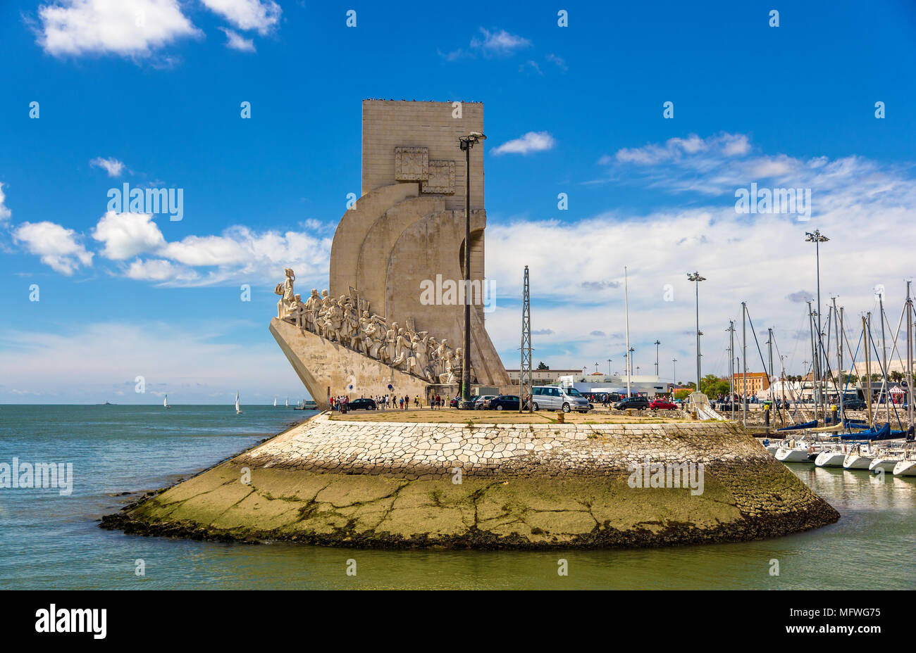 Vista del Monumento delle Scoperte a Lisbona, Portogallo Foto Stock