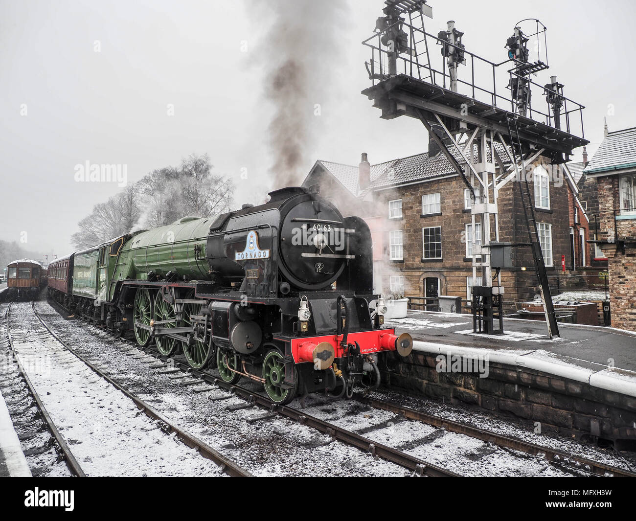 Tornado motore a vapore a North York Moors ferroviaria Patrimonio Marzo 2018. Peppe LNER Classe A1 60163 Tornado Foto Stock