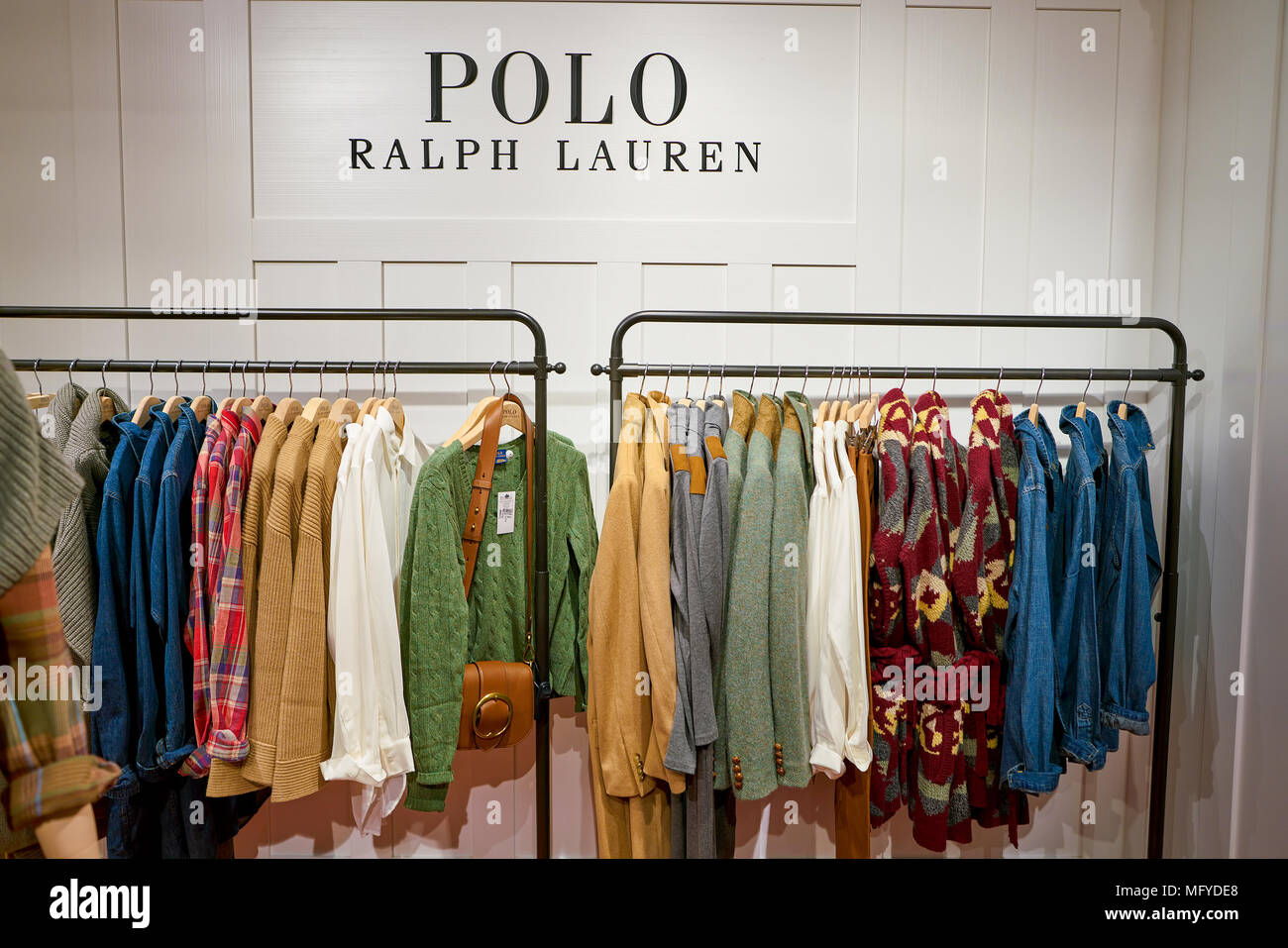 Ralph Lauren womens abbigliamento fashion store a Tokyo Giappone Foto stock  - Alamy