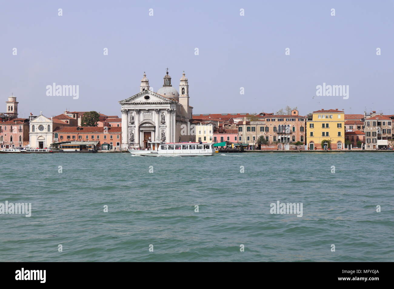 Chiesa di Santa Maria del Rosario, giornata soleggiata, Dorsoduro, Venezia, Italia e Europa Foto Stock