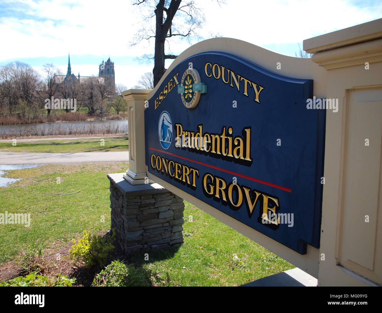 Segno di ingresso alla porzione di Newark New Jersey Branch Brook Park nella contea di Essex Foto Stock