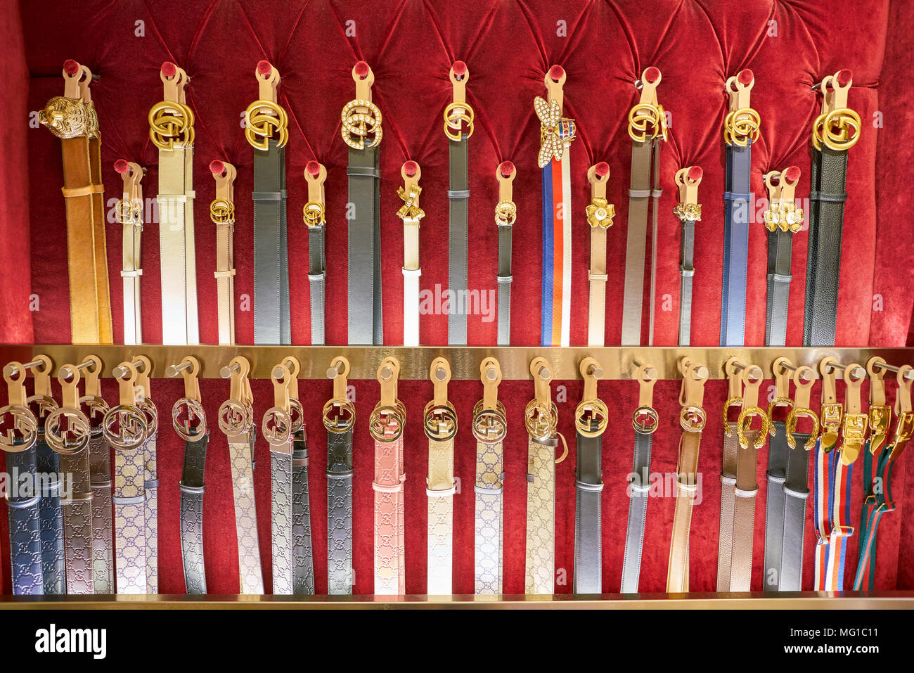 Gucci Belt Immagini e Fotos Stock - Alamy