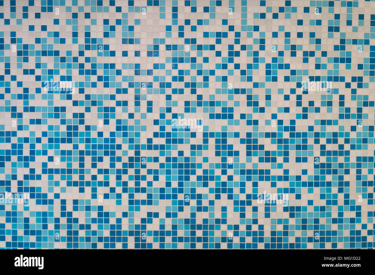Blu e bianco parete piastrellata Horiztonal Immagine di sfondo Foto Stock
