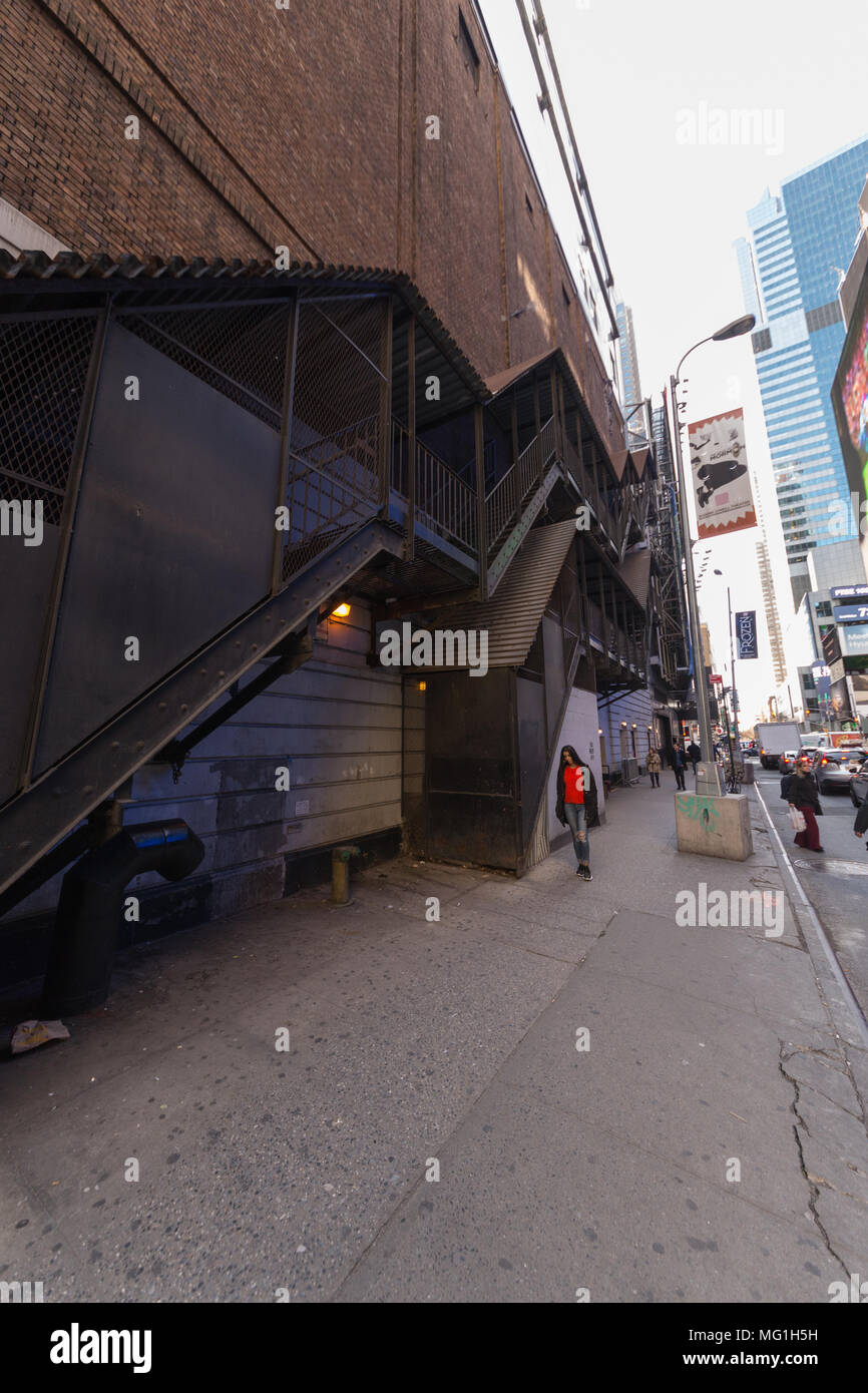 Colpo verticale di lunga scala sul lato dell'edificio, della Città di NY Foto Stock