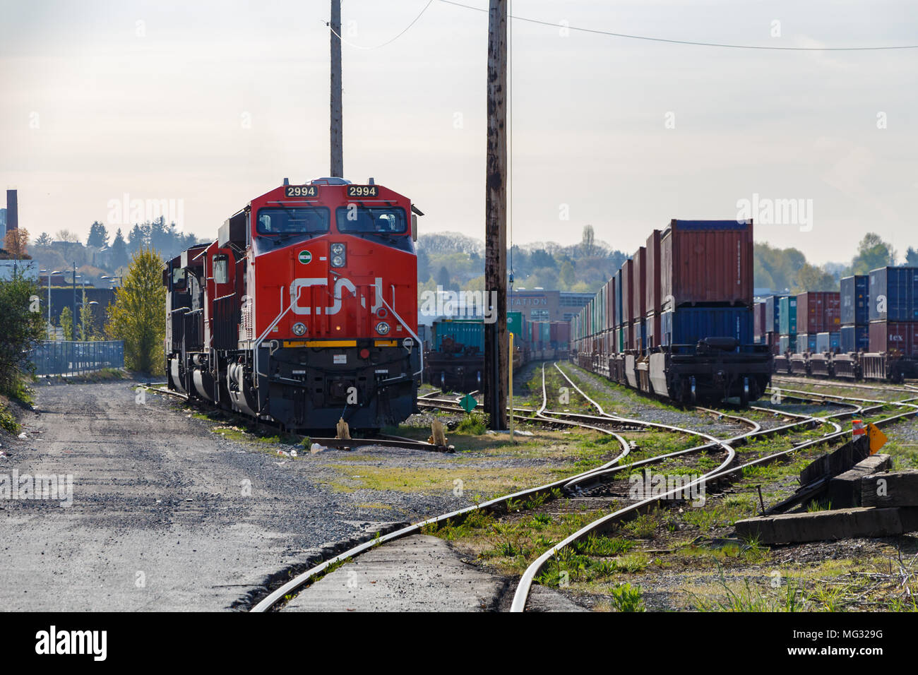 Vancouver, Canada - Aprile 2018 : CN il trasporto ferroviario di merci cantiere Foto Stock