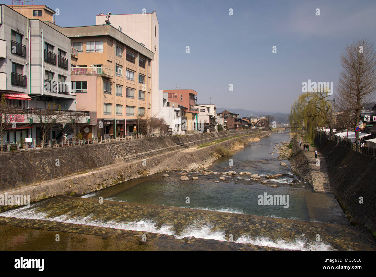 Fiume Miya-gawa e anche il mercato aereo aperto Foto Stock