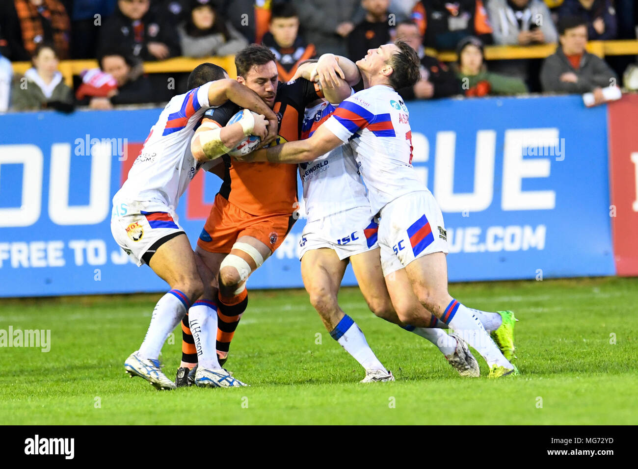 Il 27 aprile 2018 , Mend-a-tubo Jungle, Castleford, Inghilterra; Betfred Super League Rugby, Castleford Tigers v Wakefield Trinità; Foto Stock